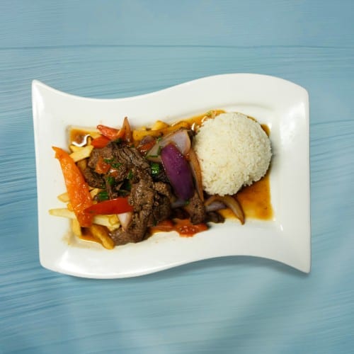 Lomo Saltado.
