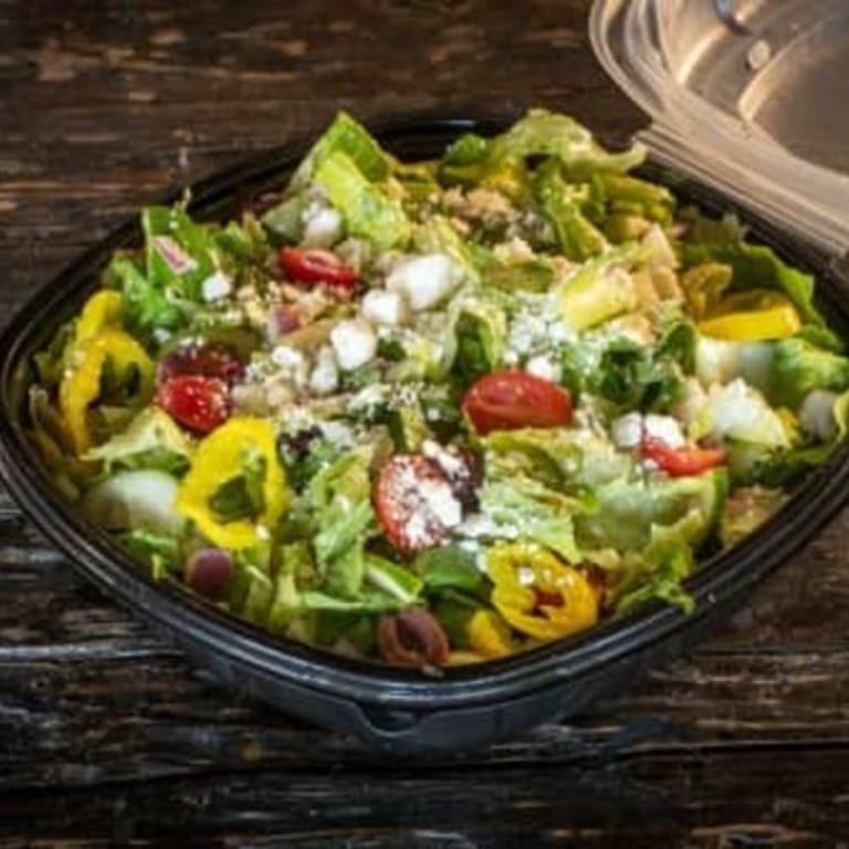 Fresh Garden Salads: A Healthy Start