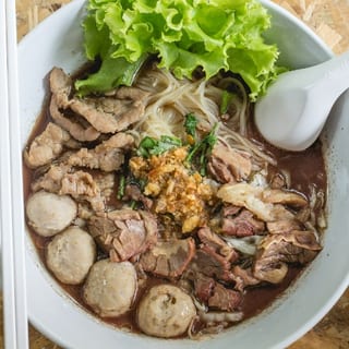 P2. Rare, Well-Done, Flank, Meatballs Beef Noodle Soup (T,C,N,BV)