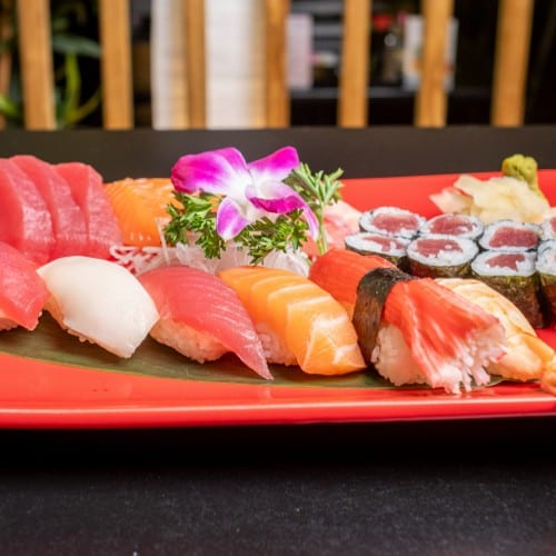 Sushi Sashimi Combo.