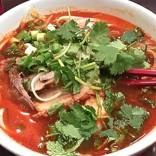 S1. Spicy Beef Noodle Soup (Bun Bo Hue).