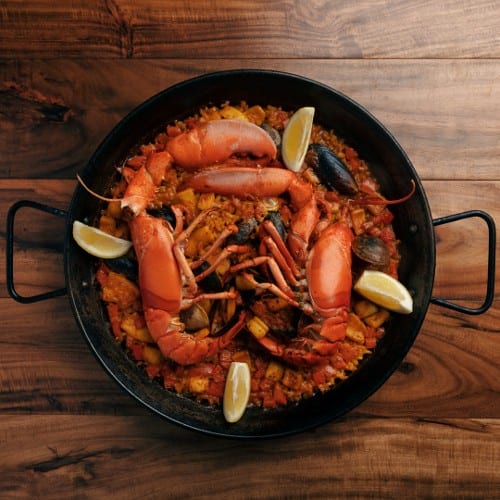 Paella De Mariscos Con Bogavante (2P).