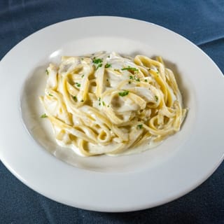Fettuccine Alfredo