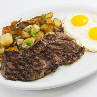 Marinated Skirt Steak & Eggs Breakfast