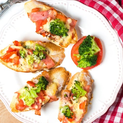 Prosciutto & Fresh Mozzarella Cold Sub (10").