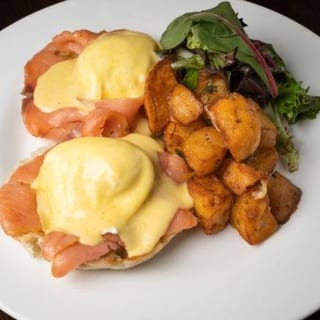 Smoked Salmon Egg Benedict