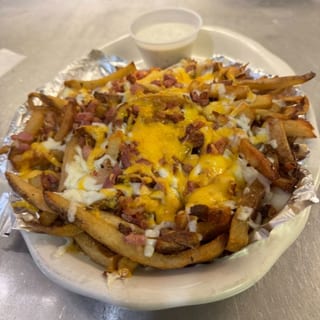 Bskt Cheese and Bacon Fries