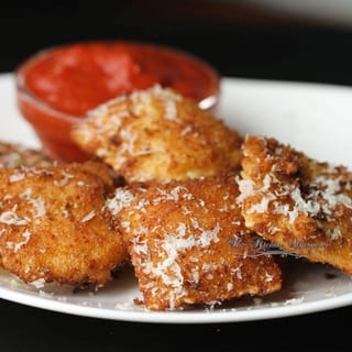 Fried cheese ravioli
