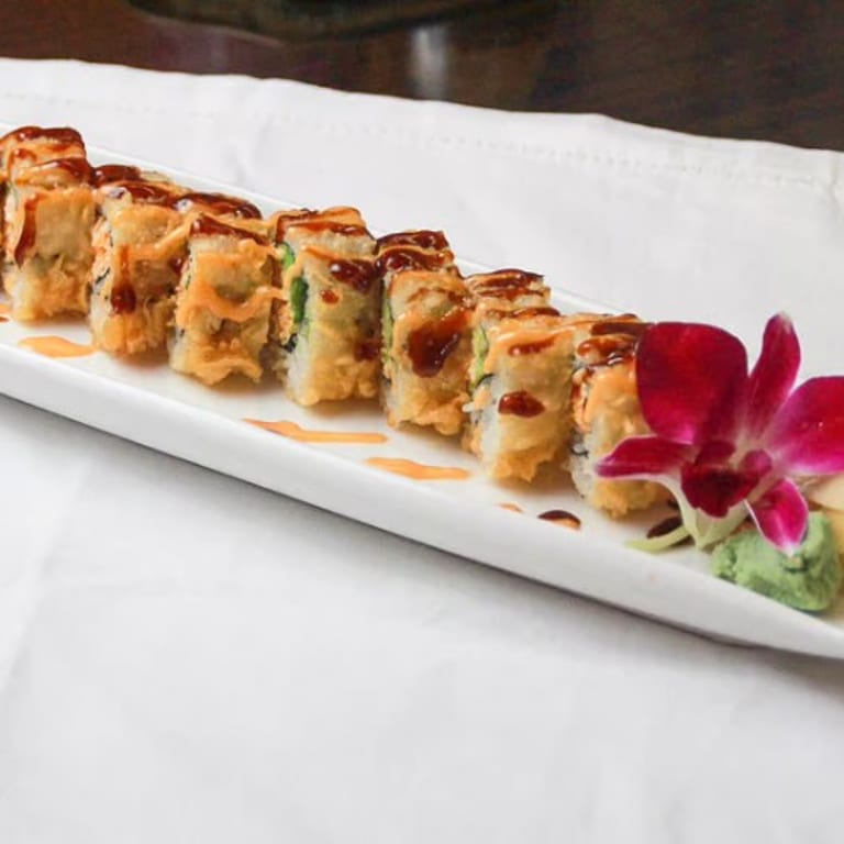 Spicy Crab Roll: A Fiery Sushi Delight