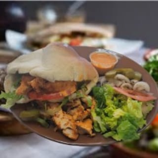 Spicy Chicken Pita