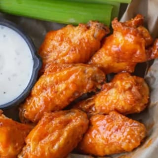 Buffalo Wings (100 Pieces)