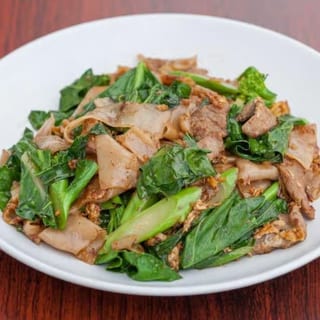Pad See Ew ผัดซีอิ๊ว