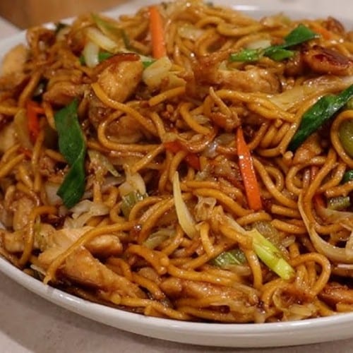 Veg Chowmein.