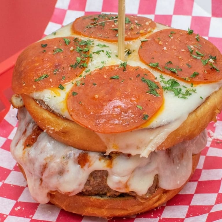 Golden Mozzarella Sticks: A Cheesy Delight