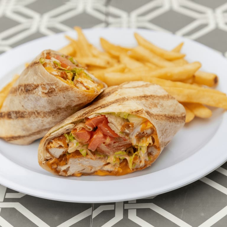 Classic Traditional Wings: A Bar & Grill Favorite