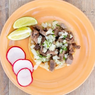 Lengua / Beef Tongue Taco