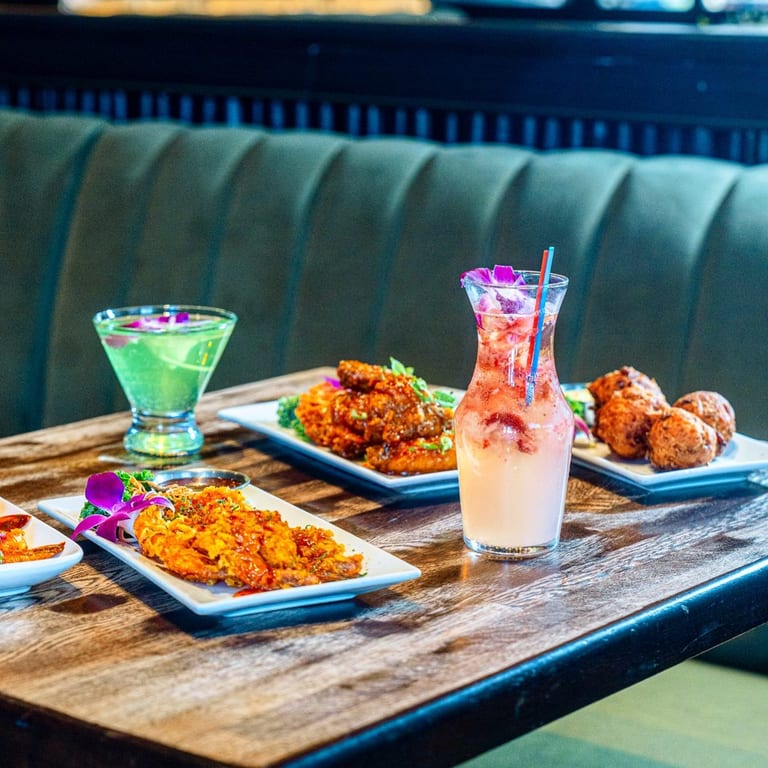 Dine-In: Brunch, Dinner, Large Parties!