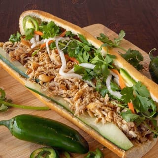 B4. Shredded Chicken / Bánh Mì Pate Ga Xe