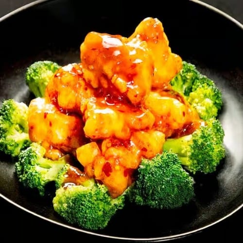 C12. General Tso Chicken (Spicy).