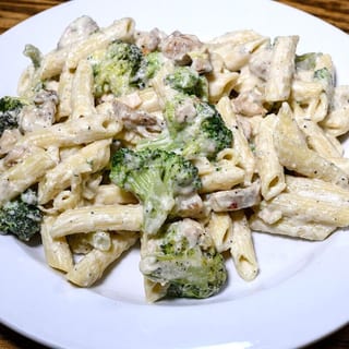 Chicken Broccoli Alfredo