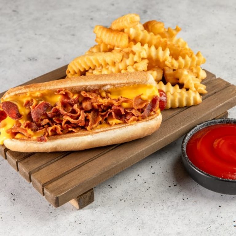 Fast Food Delivery: Burgers, Hot Dogs, Sandwiches