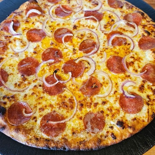 Two Toppings Pie (15").