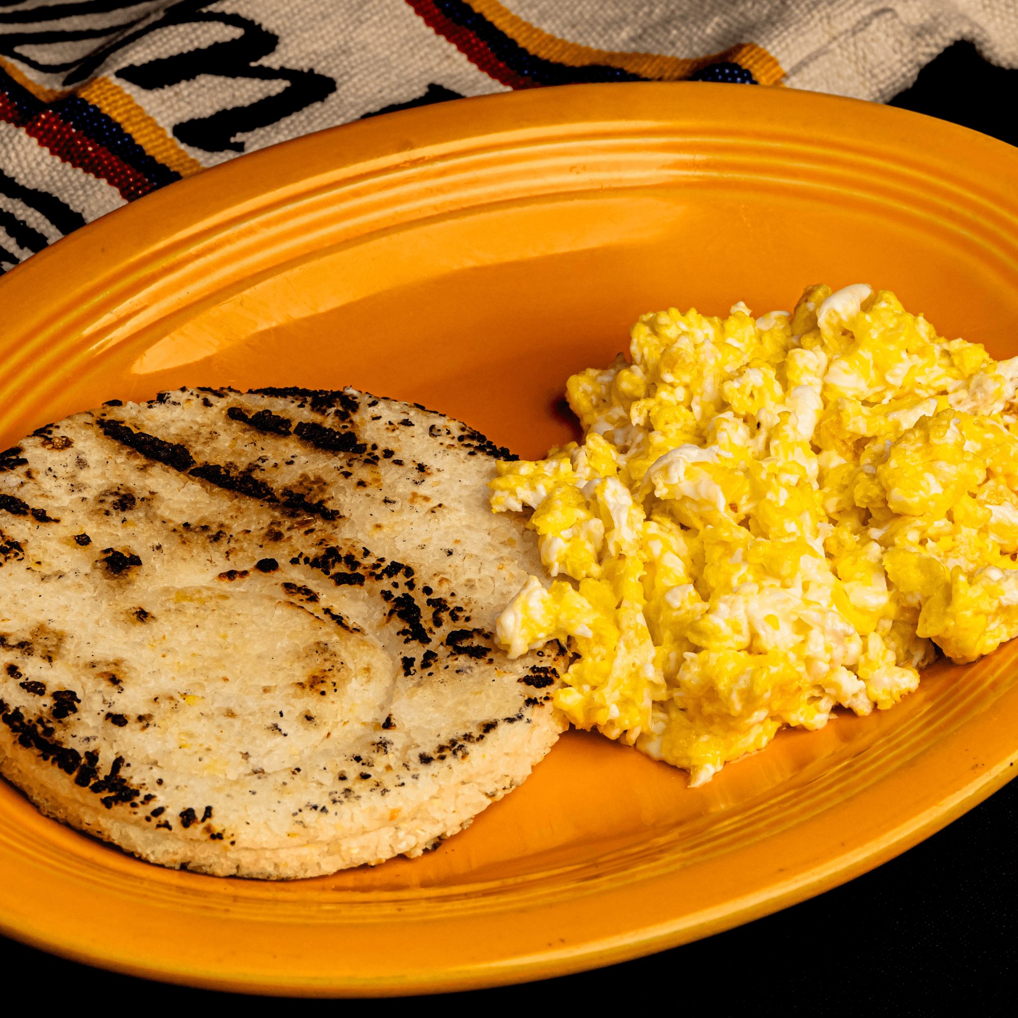 Arepas Con Huevo Y Queso.