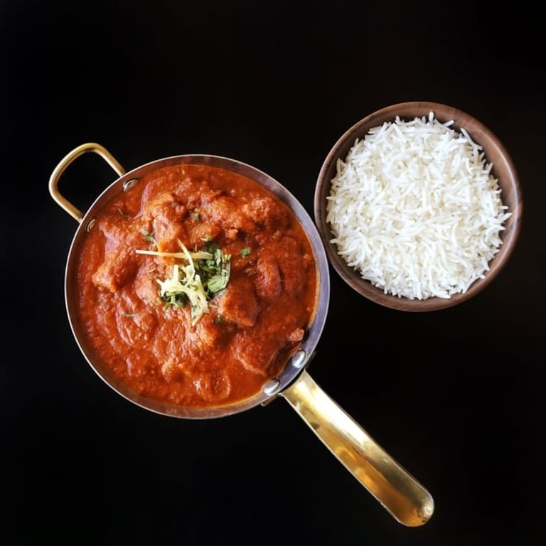 Tikka Masala: A Flavorful Indian Delight