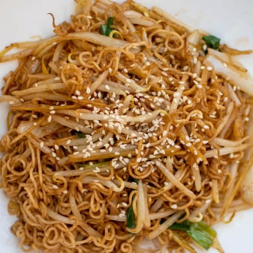 Ginger Scallion Stir-Fry Ramen 薑葱蒜蓉撈公仔麵.