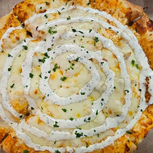 Buffalo Chicken Pizza (12-cut).