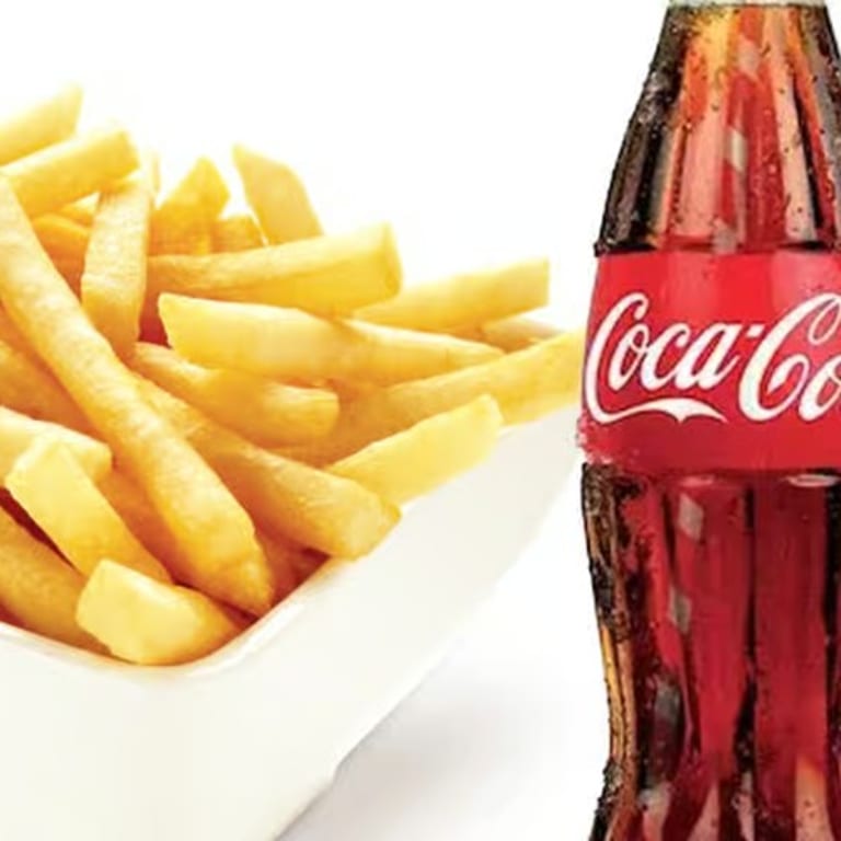 Crave-Worthy Onion Ring Burger Delights