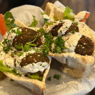 01 Falafel