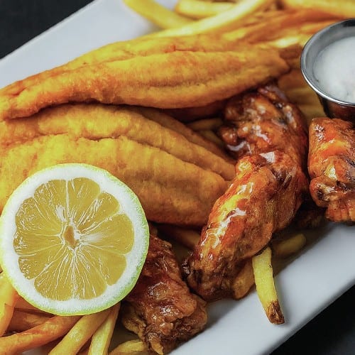 2 Pieces Fish & 5 Pieces Wings Combo.