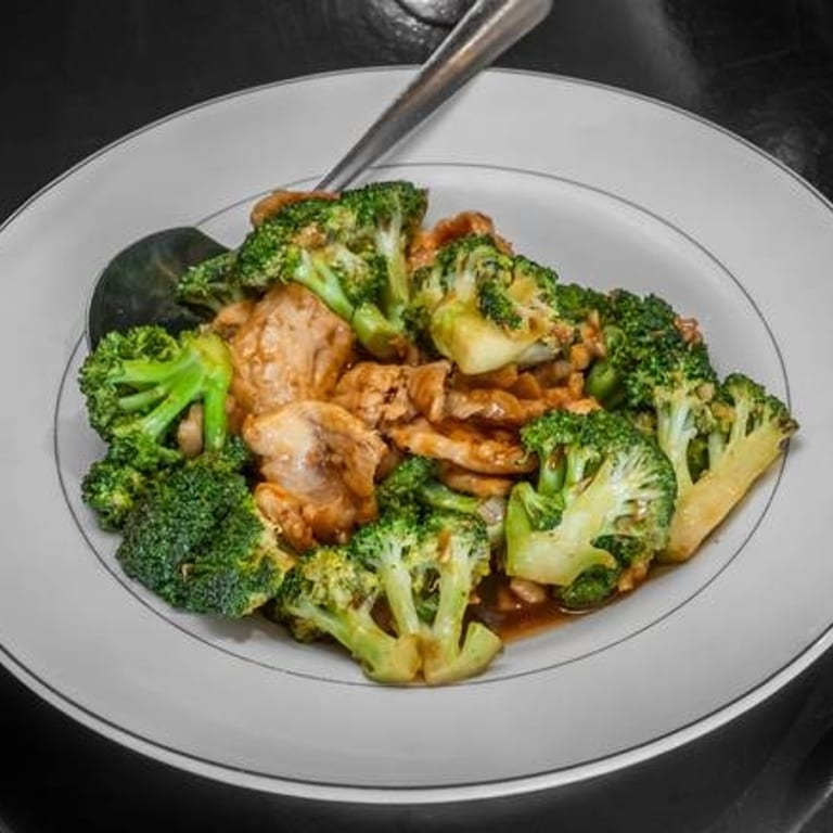 Delicious Japanese Cuisine and Sushi Favorites