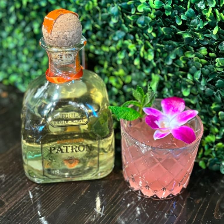 Crafted Cocktails, Perfectly Poured!