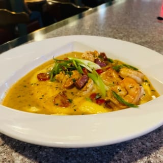 Dinner Bayou Shrimp & Grits
