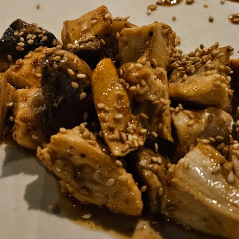 Delicious Japanese Cuisine: Sushi, Ramen, Hibachi