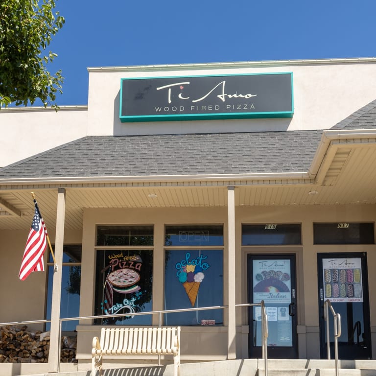 Welcome to Ti Amo Wood Fired Pizza