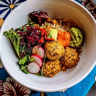 Vegan Lentil & Quinoa Bowl  ( Vegan & Gluten Free)