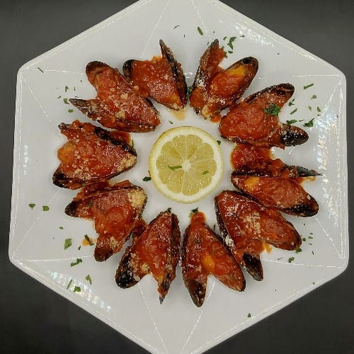 Mussels Marinara.