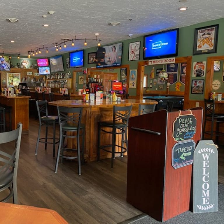 Welcome to Shooter’s Restaurant & Tavern