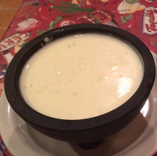 Con Queso Dip.