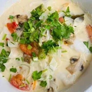 Tom Kha Noodles