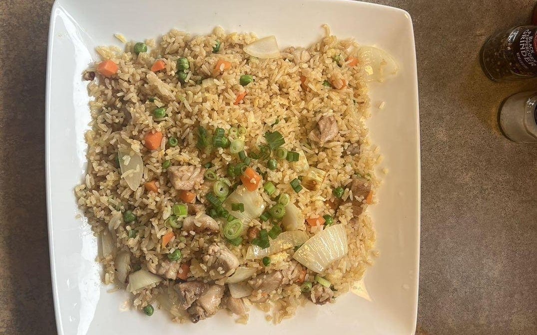 C4- Com Chien Ga (Chicken Fried Rice).