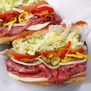 #8  Half Roast Beef Sub.