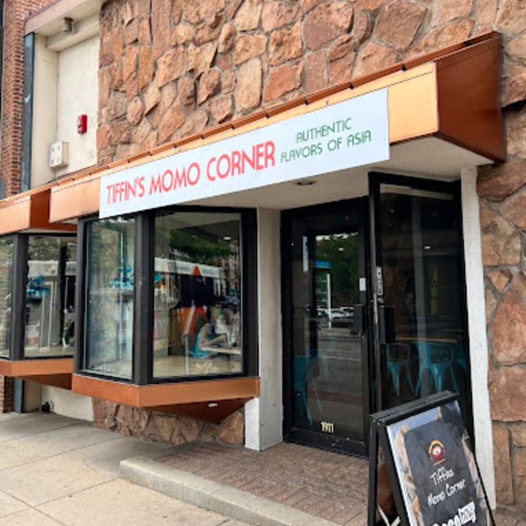 Welcome to Tiffins' Momo Corner