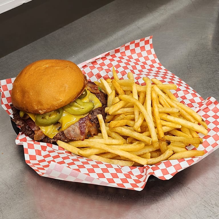 Smash Burger: Irresistible Handcrafted Burgers