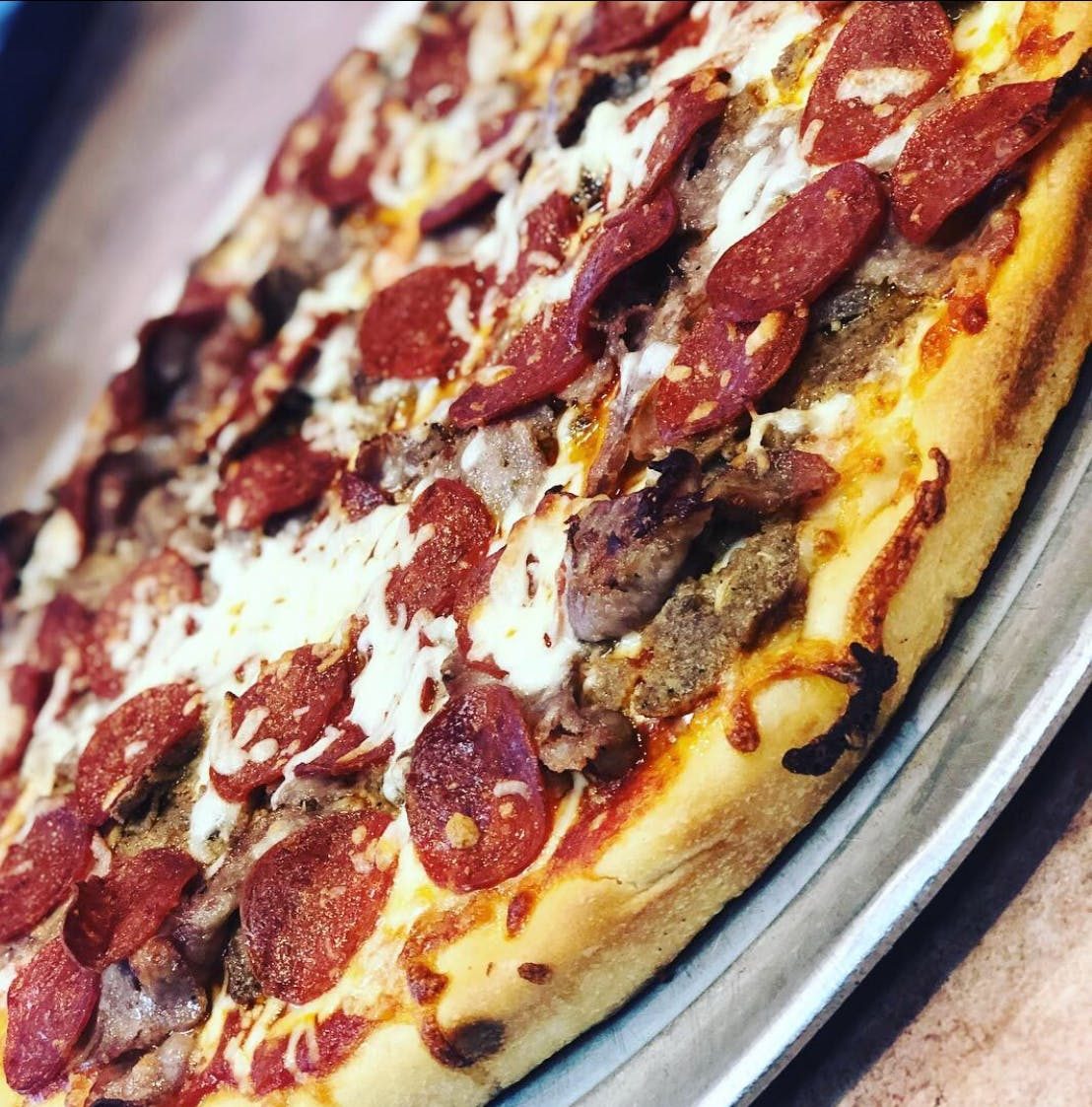 Meat Lover's Pizza (18").