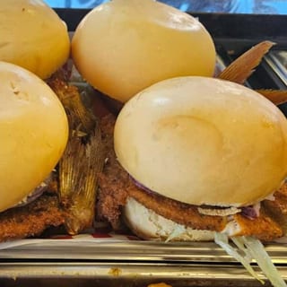 Pan con Minuta