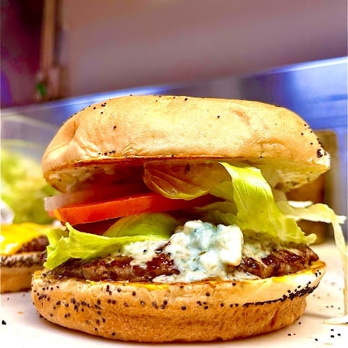 Bleu Cheeseburger.